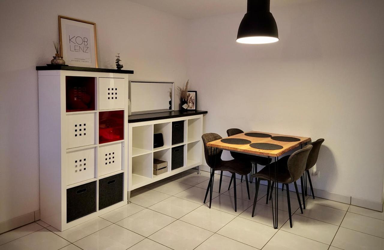 Schoene Und Ruhige Wohnung Direkt An Der Mosel Coblenza Exterior foto